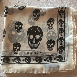 Alexander McQueen Silk Skull Scarf Ivory & Black